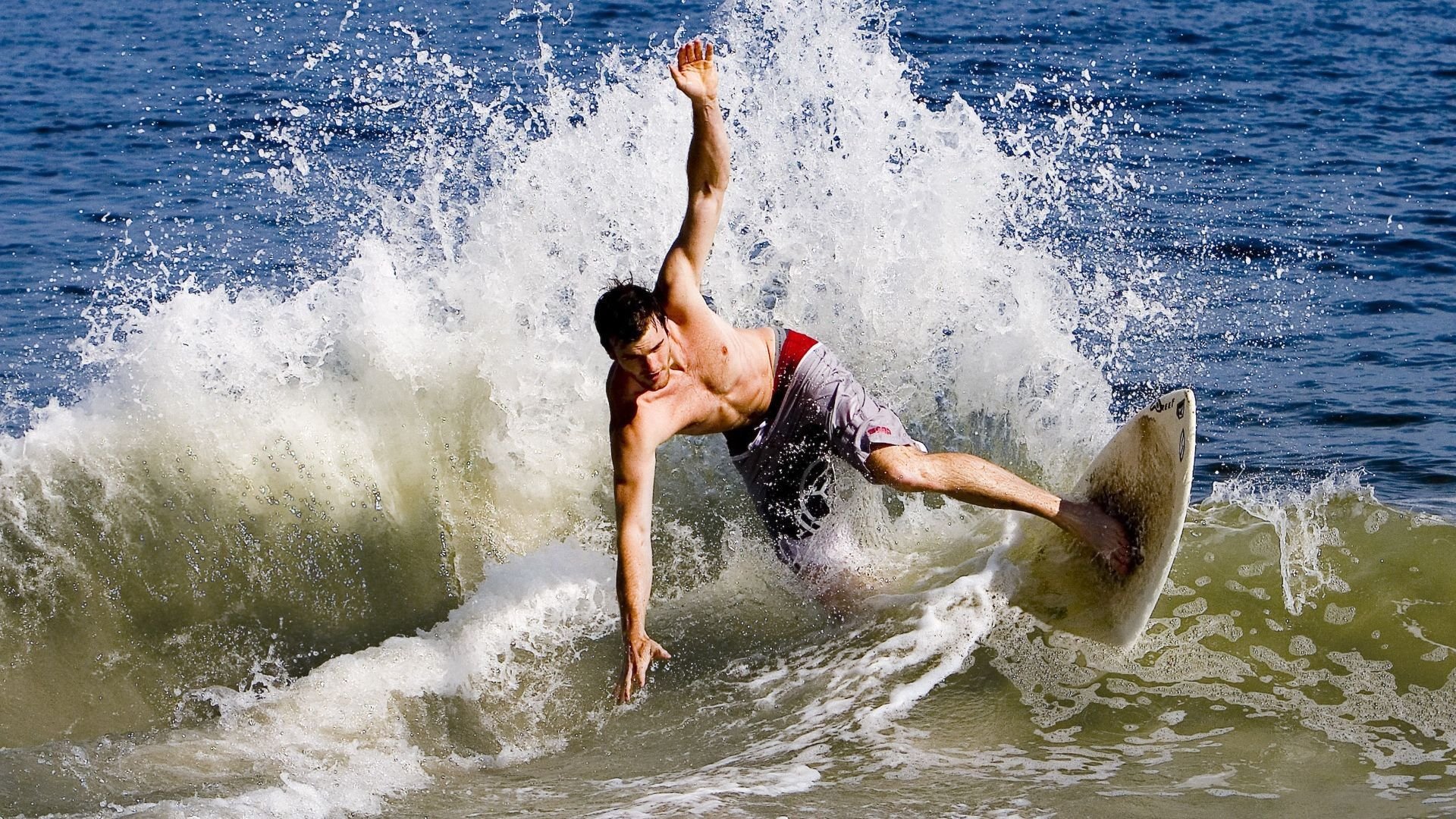 享年101岁！最年长奥运冠军去世 曾任巴黎奥运火炬手，最年长奥运会运动员